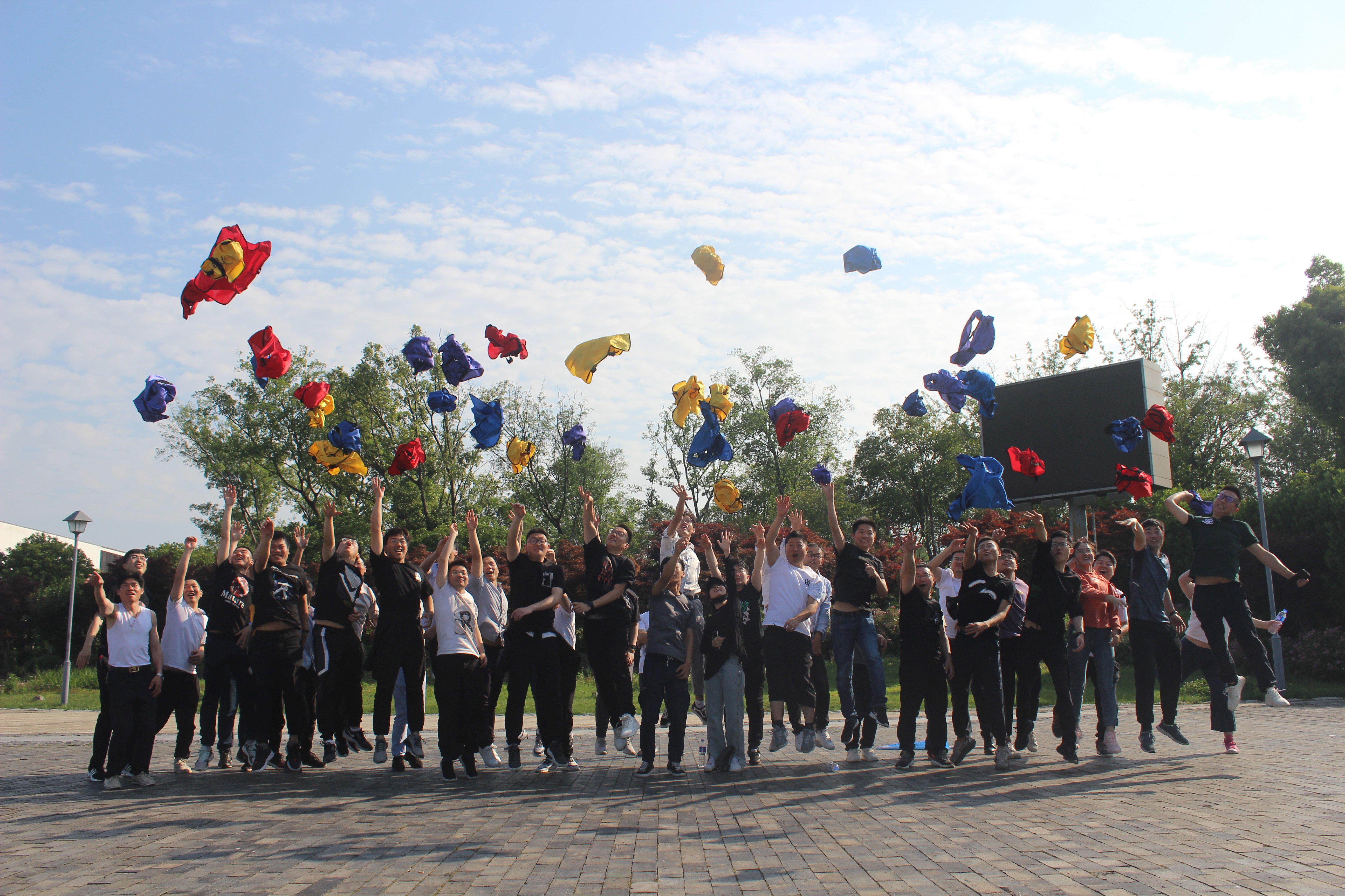 “激情挑戰(zhàn)，同心同行，熔煉團(tuán)隊，共創(chuàng)未來” 亨通智能第三屆拓展訓(xùn)練圓滿成功(圖7)